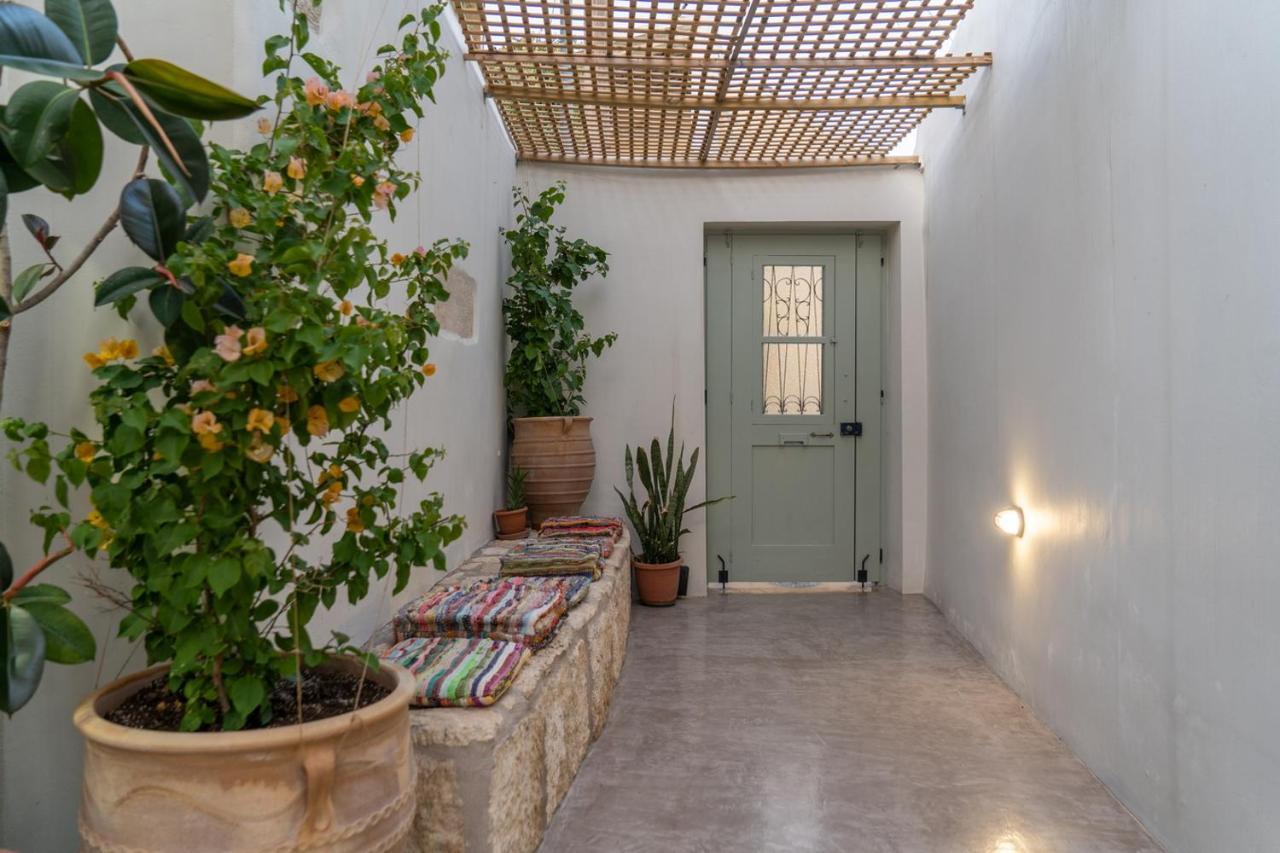 Quattro Domus 2 Townhouse Apartment Heraklion  ภายนอก รูปภาพ